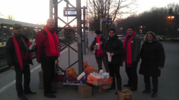 Resche SPD-Brezn vom Schönleben am S-Bahnhof Puchheim morgens um 6 Uhr